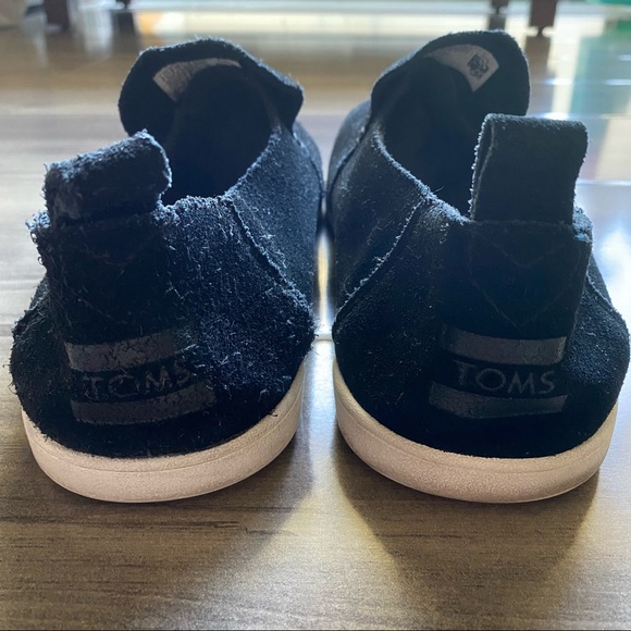 TOMS Men’s Suede Slip-on. - Picture 5 of 6